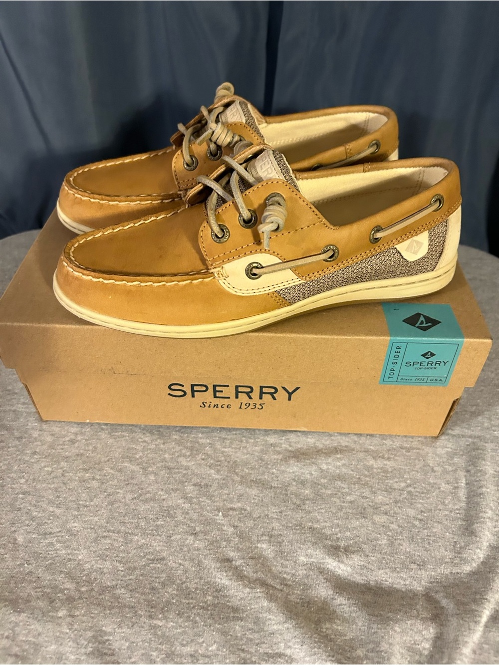 Sperry Tan & Beige Women’s Two-Eye Boat Shoes